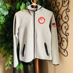WMS NIKE OLYMPIC TEAM JACKET SZ S